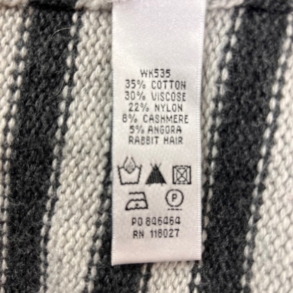 BODEN Gray Stripe Cashmere/Angora Blend Front Snap Sweater Style WK535 Size 10 - Picture 8 of 8